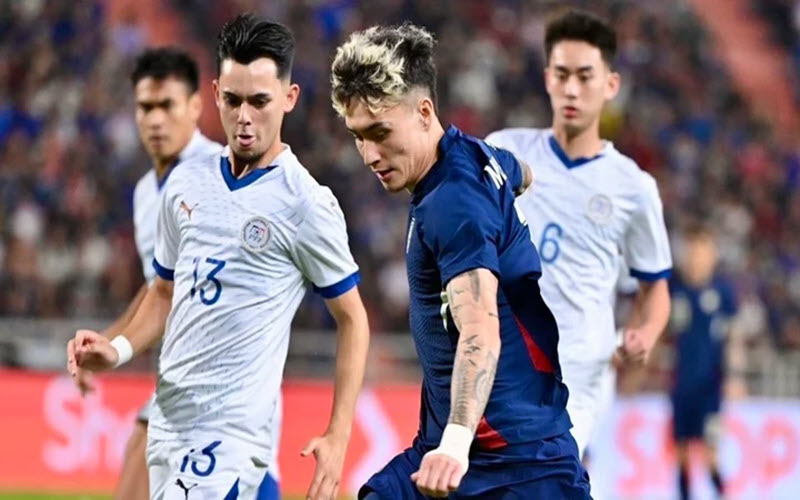 Hiệp 2 rượt đuổi đầy kịch tính